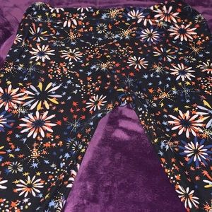 Lularoe Fireworks Leggings TC